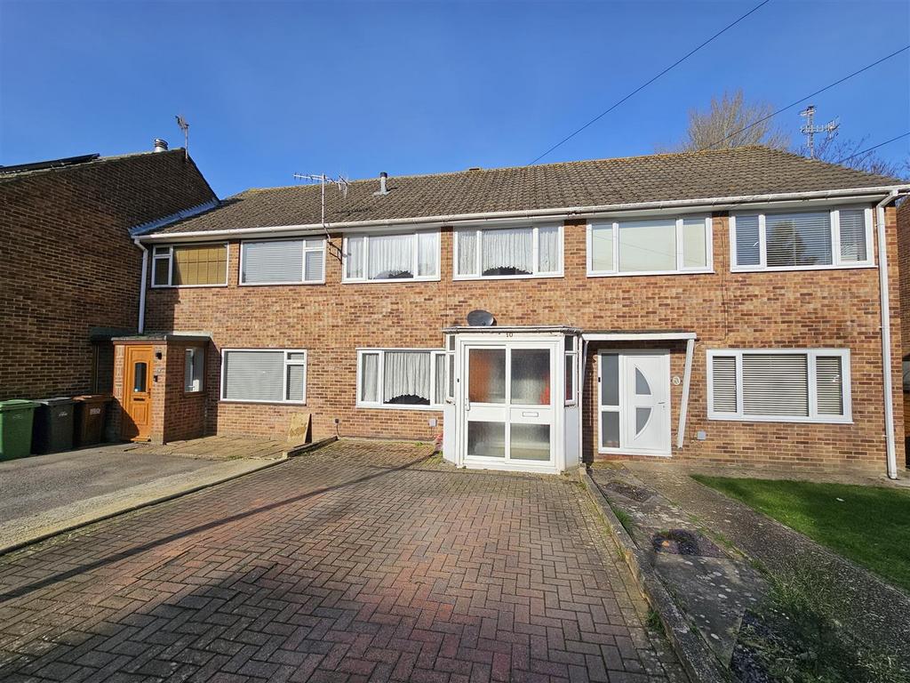 Brookland Close, Hastings TN34 3 bed terraced house - £325,000