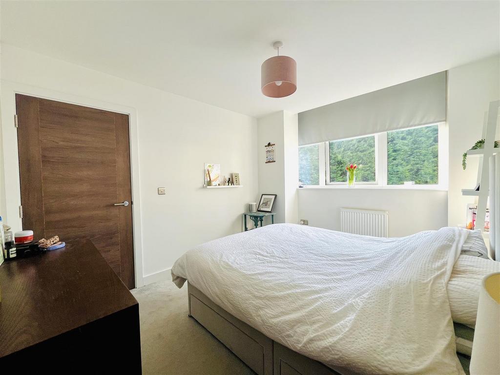 Bedroom 1 Aspect 2