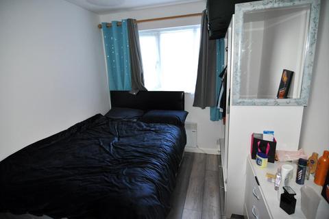 1 bedroom apartment for sale, Hunters Gate, Hunters Lane, Watford WD25