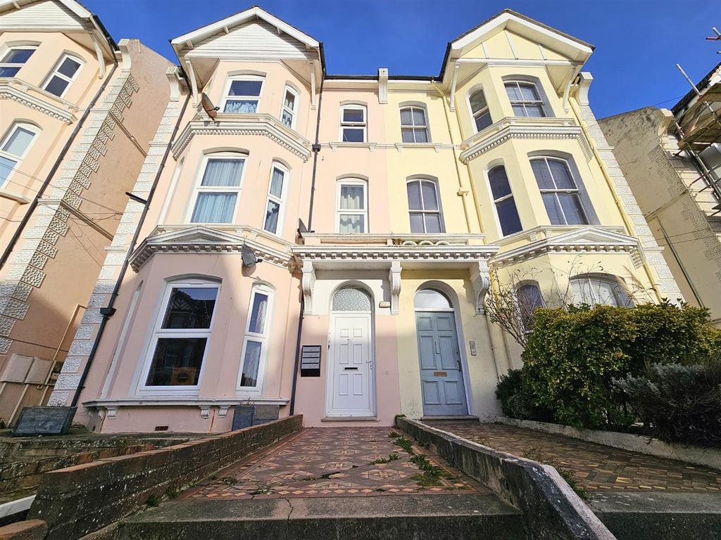 Priory Avenue, Hastings TN34 2 bed property £250,000