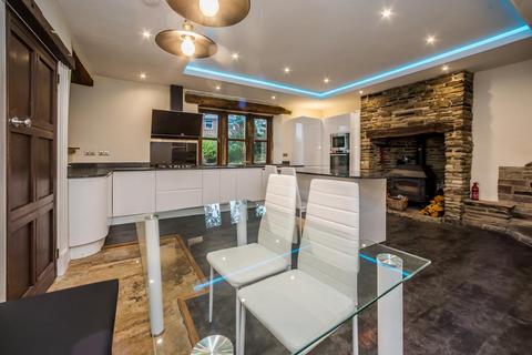 4 bedroom detached house for sale, Green Lane, Brighouse HD6