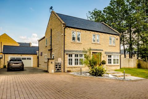 4 bedroom detached house for sale, St. Johns View, Halifax HX3