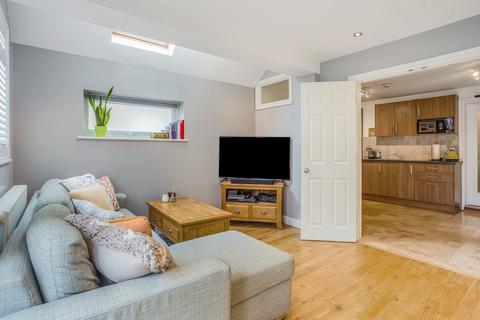 11 Seaford Road, London, W13 9HP
