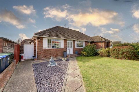 2 bedroom semi-detached bungalow for sale - Rusper Road South, Worthing