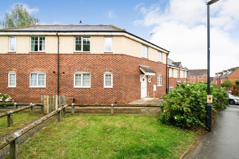 3 bedroom terraced house for sale, Farnborough Avenue, Rugby CV22