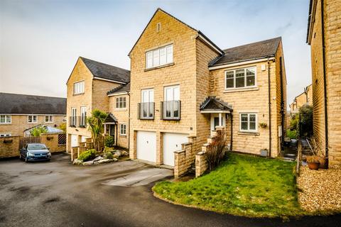 5 bedroom detached house for sale, Farfield Rise, Brighouse HD6