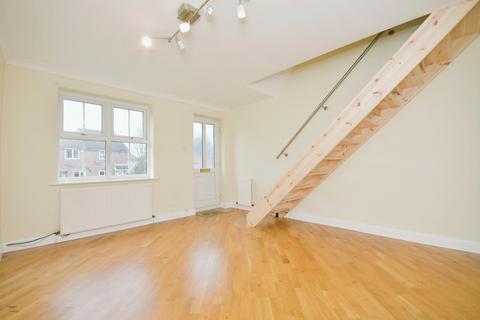 38 Blackthorn Close, Hasland, Chesterfield, S41 0DY