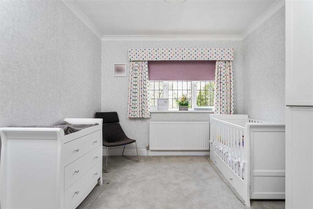 Bedroom 4: