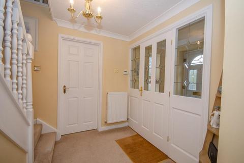 4 bedroom detached house for sale, Heathfields, Downend, Bristol, BS16 6HT