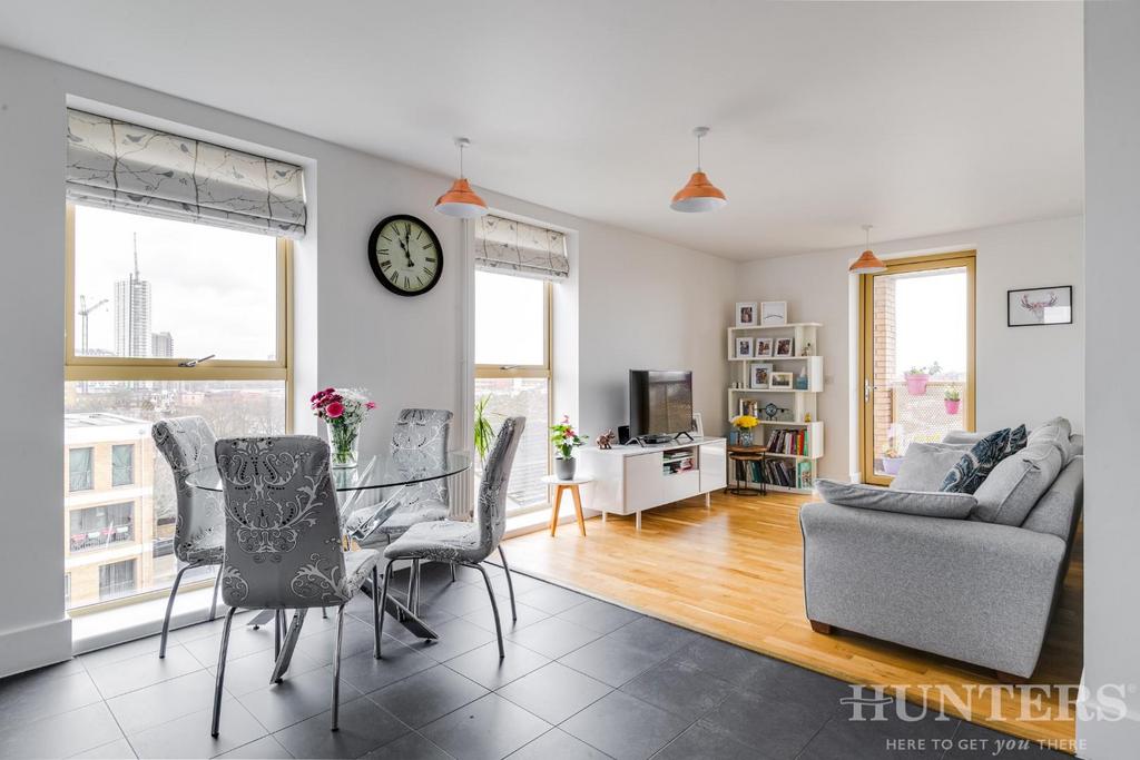 Mulberry house, 12, 320b High Road London, N15 4 BN