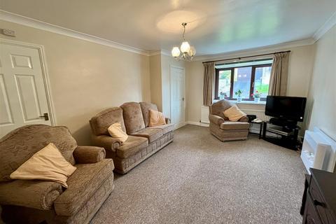 3 bedroom detached house for sale, Caldercroft, Elland