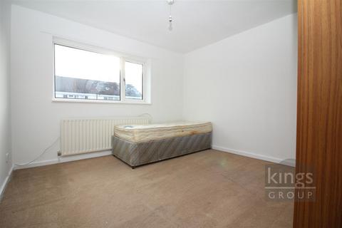 149 Tithelands, Harlow, CM19 5NF