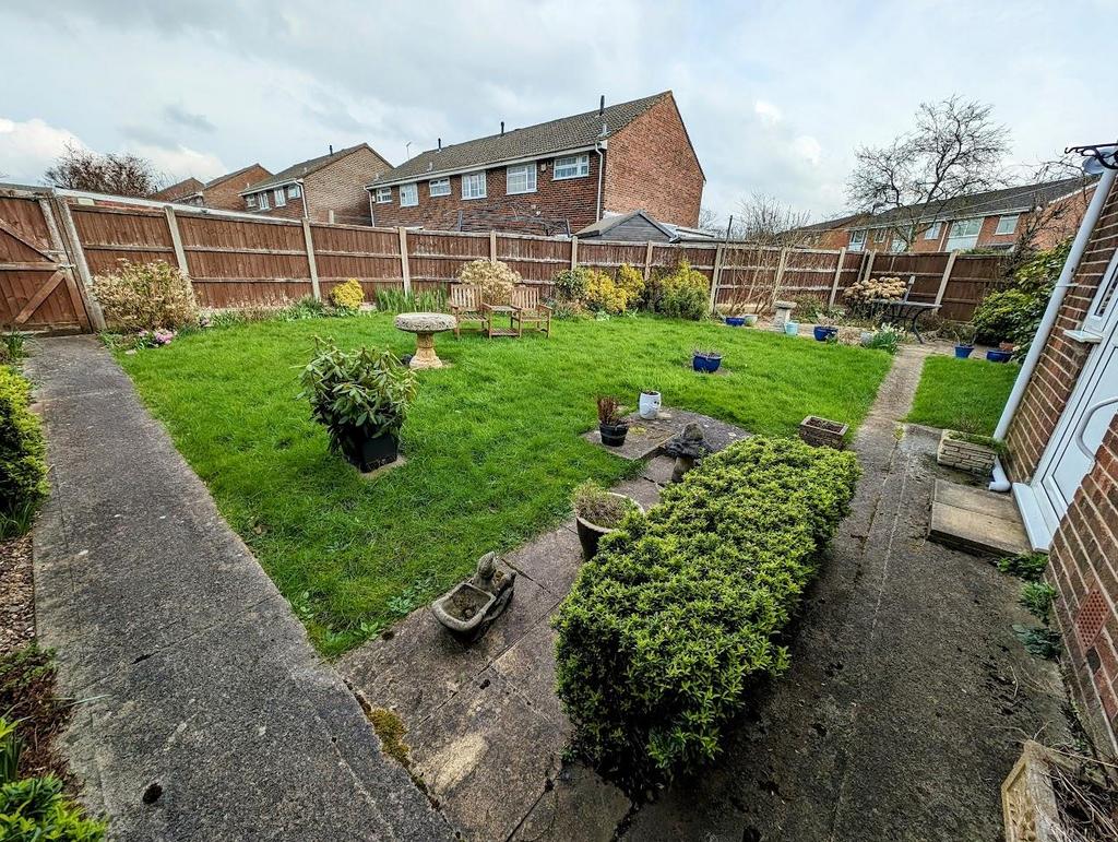 Garden 2.jpg
