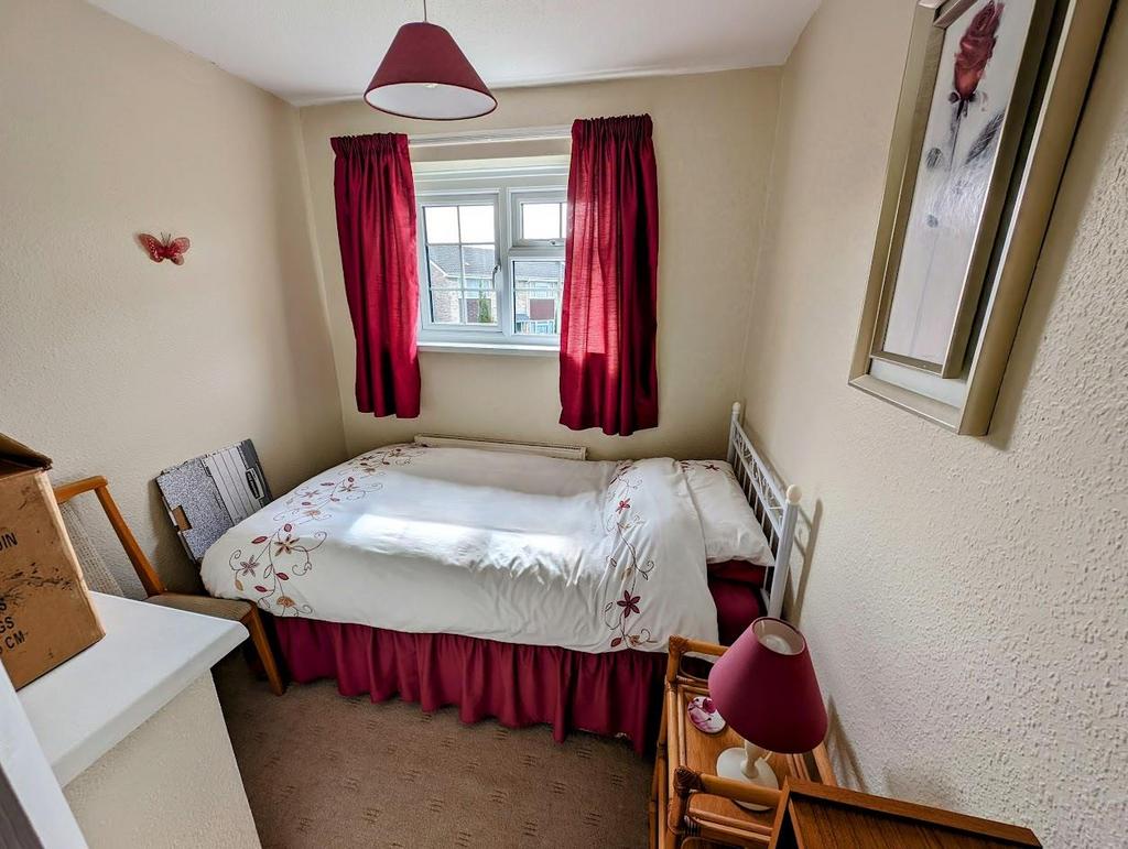 Bed 3.jpg
