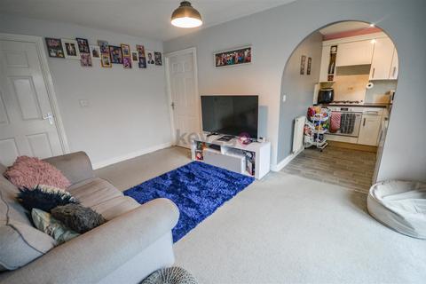 2 bedroom flat for sale - Spinkhill View, Renishaw, Sheffield, S21