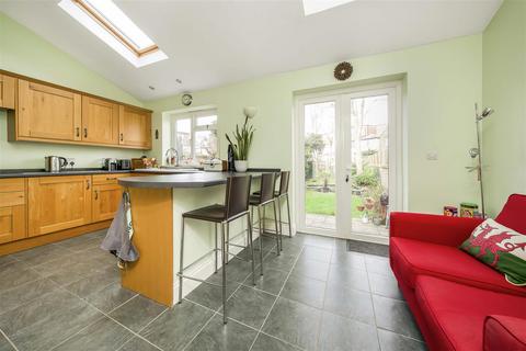 6 Chudleigh Road, Twickenham, TW2 7QR