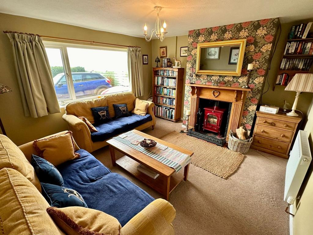 Whitestone, Hereford, HR1 3 bed semidetached house for sale £318,000