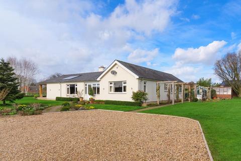 4 bedroom bungalow for sale, Peterstow, Ross-on-Wye, HR9