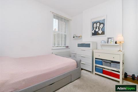 2 bedroom apartment for sale, Dollis Road, London N3