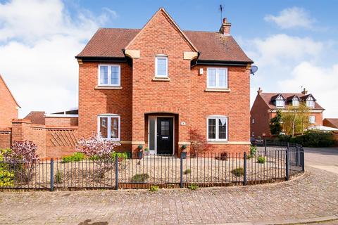 Cawston - 3 bedroom detached house for sale