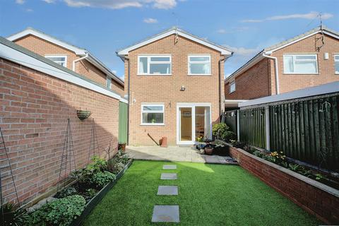 15 Holmes Road, Breaston, Derby, DE72 3BT