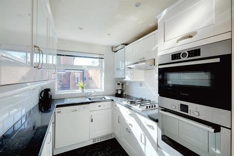 15 Holmes Road, Breaston, Derby, DE72 3BT