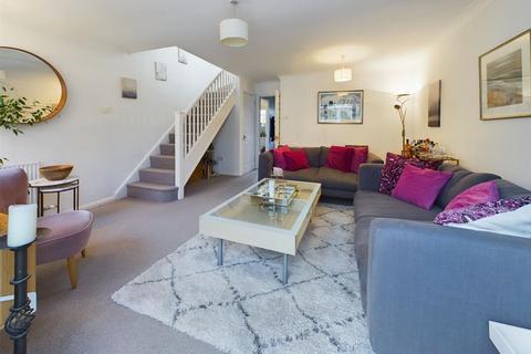 63 Weldon Drive, West Molesey, KT8 2QR