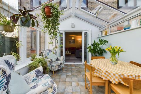 63 Weldon Drive, West Molesey, KT8 2QR