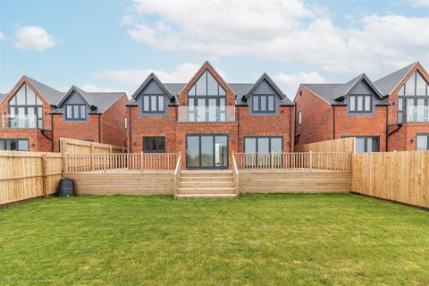 4 bedroom detached house for sale, Manor Road Barton-In-Fabis, Nottingham