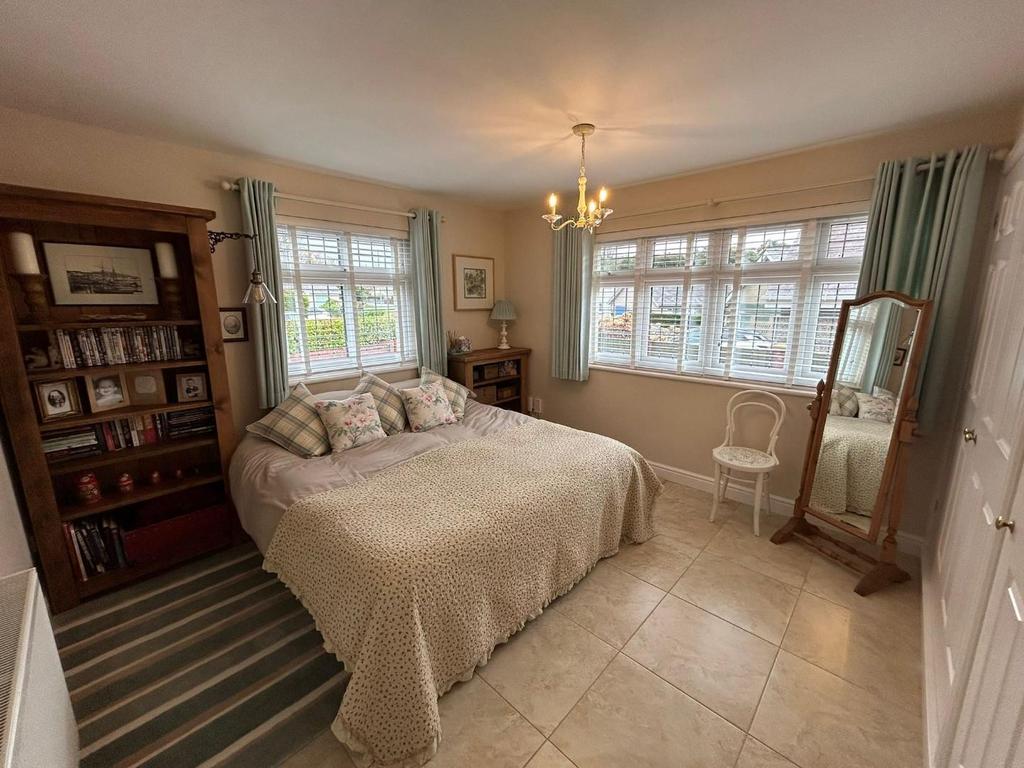 Bedroom 3.jpg