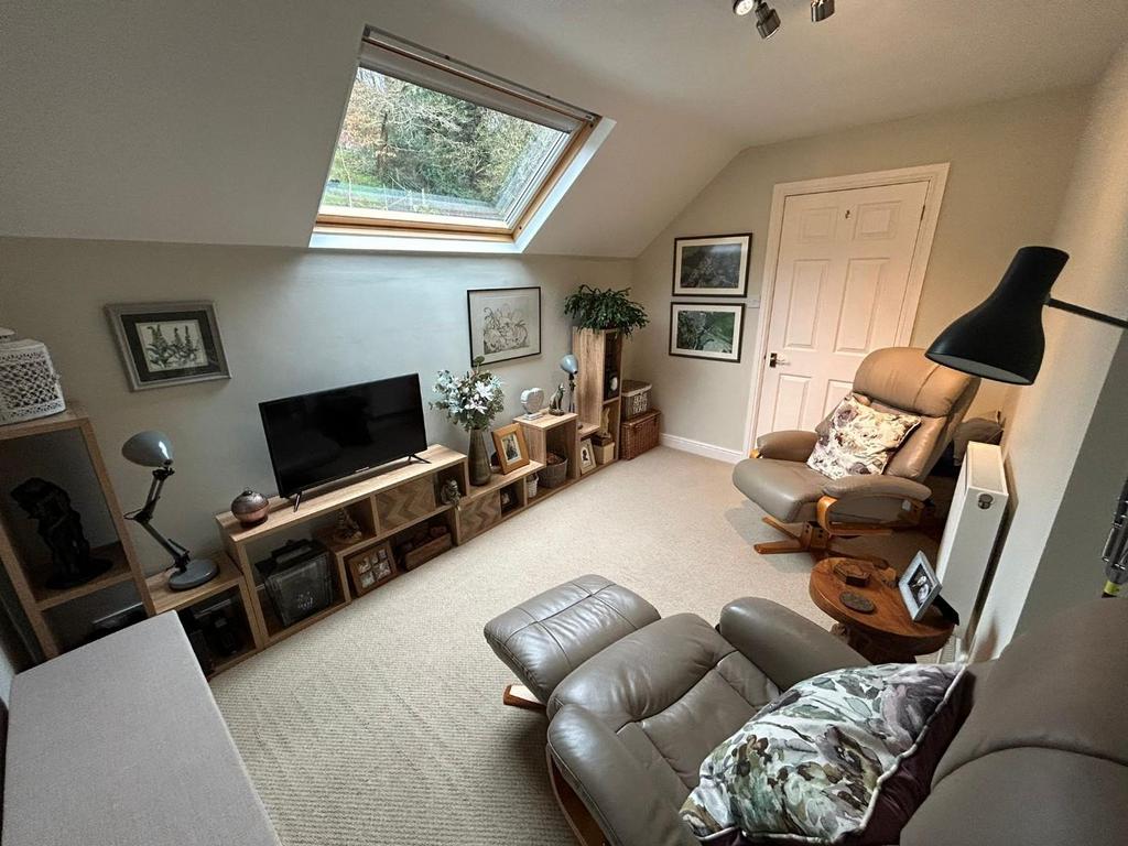 Bedroom 4 Snug.jpg