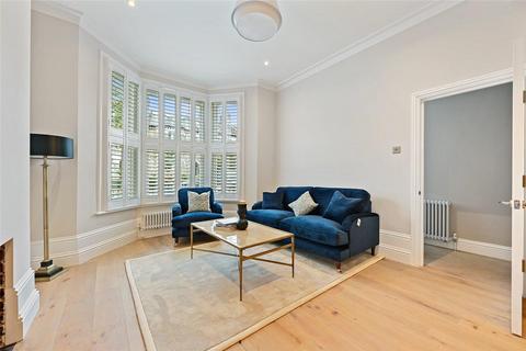 23 Arminger Road, London, W12 7BA