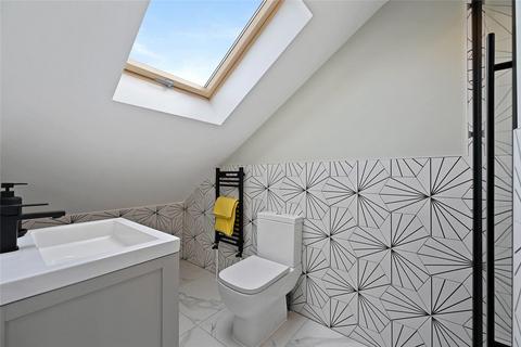 23 Arminger Road, London, W12 7BA