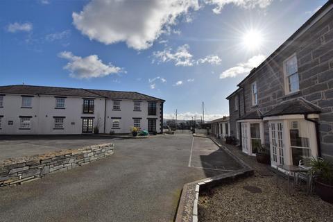 2 bedroom apartment for sale, The Oakleys, Porthmadog