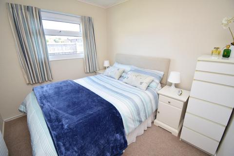 7 Chalet Park, Morfa Bychan, Porthmadog, LL49 9YQ