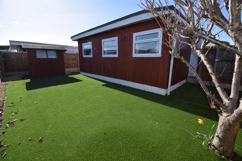 7 Chalet Park, Morfa Bychan, Porthmadog, LL49 9YQ