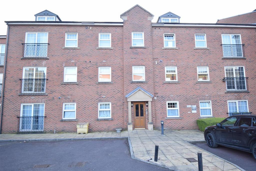St Christophers Walk, Burton Street WF1 2 bed property - £795 pcm (£183 pw)