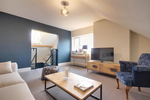 2 bedroom apartment for sale, Station Road, Brough