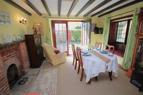 2 bedroom cottage for sale - Brighstone, Isle of Wight