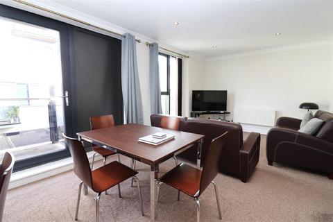2 bedroom apartment to rent, St. Marys Road, Surbiton