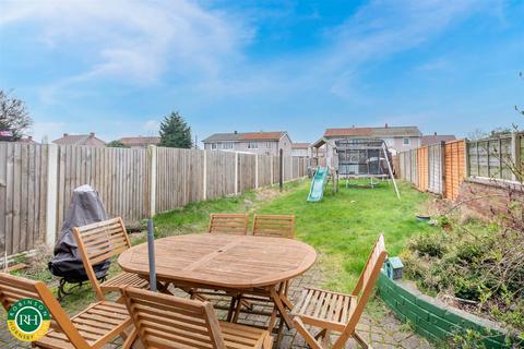 60 Harrowden Road, Wheatley, Doncaster, DN2 4EL