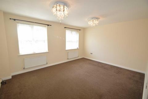 3 bedroom house to rent, Jasmine Avenue, Macclesfield, Cheshire