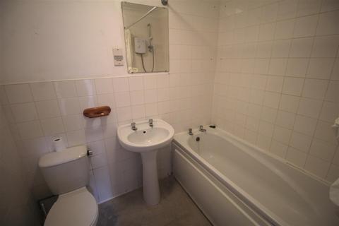 Studio for sale, Littlehampton Road, Worthing BN13