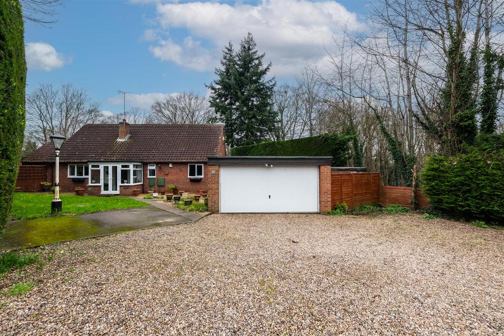 Acacia Road, Leamington Spa 3 bed detached bungalow for sale £650,000