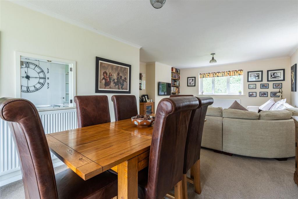 DINING AREA-2.jpg