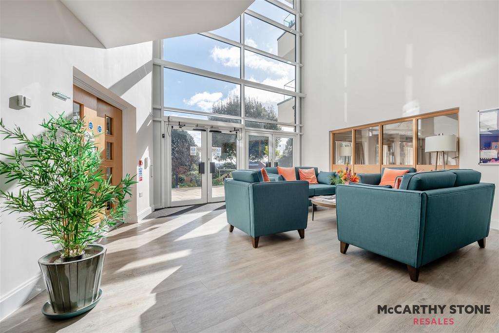 8584942-interior25.jpg