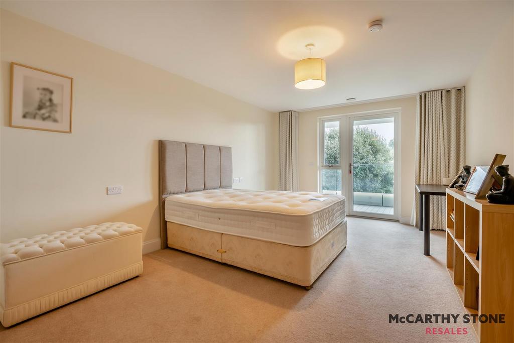 8584942-interior09.jpg
