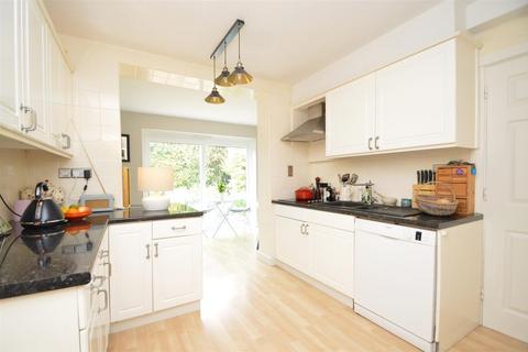 3 bedroom detached house for sale, Hafren Road, Copthorne, Shrewsbury