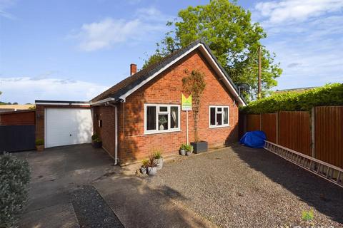 3 bedroom detached bungalow for sale, Broomhall Lane, Bomere Heath, Shrewsbury