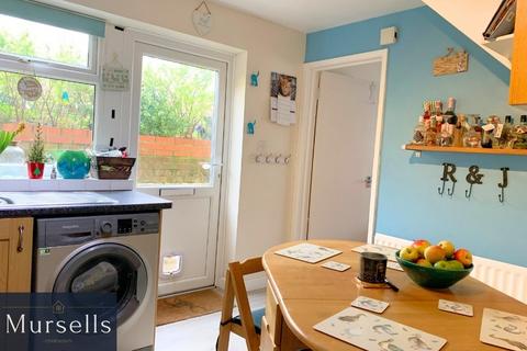 2 bedroom end of terrace house for sale, Meadows Close, Poole BH16